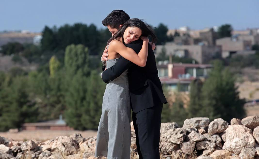 Uzak Şehir 36. bölümde neler olacak? Boran iyileşti mi? Yeni bölümde sırlar ortaya çıkıyor! 3